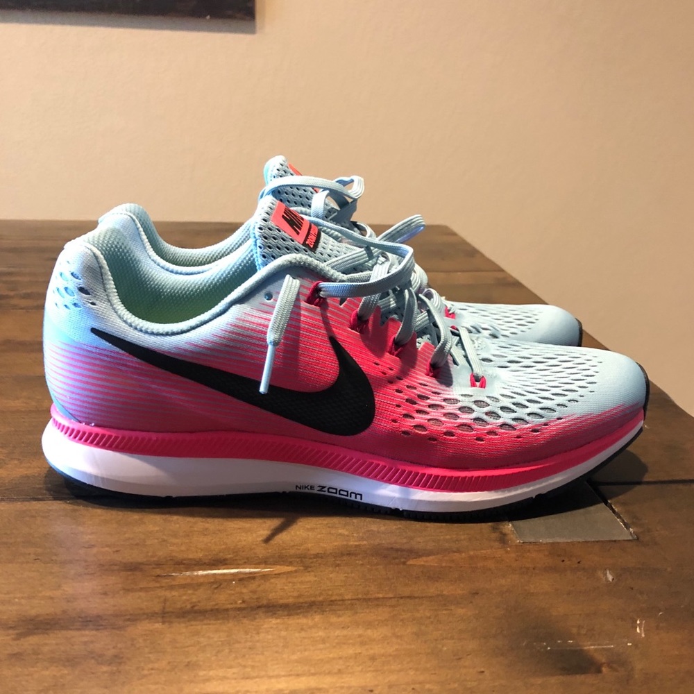 NWOT Nike Zoom Pegasus 34 Women’s Running Shoes